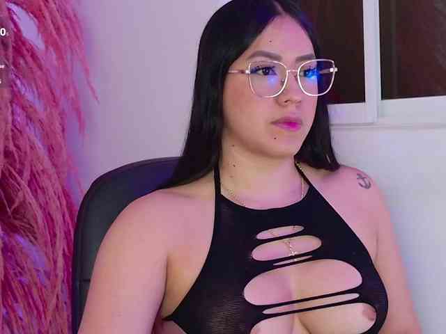 ZoeCamils webcam