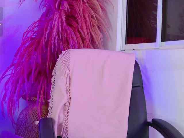 ZoeCamils webcam