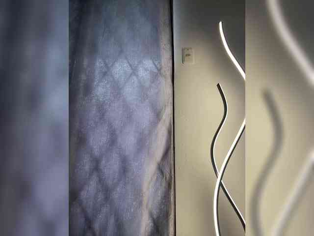 ZoeCamils webcam