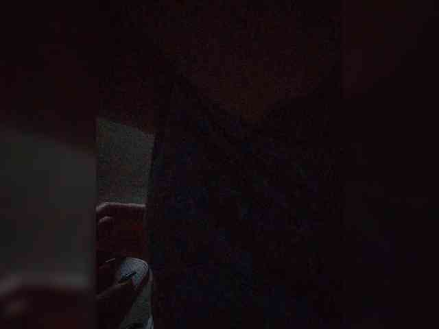 Modelo: ZoeCamils
