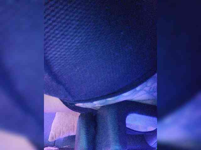 ZoeCamils webcam