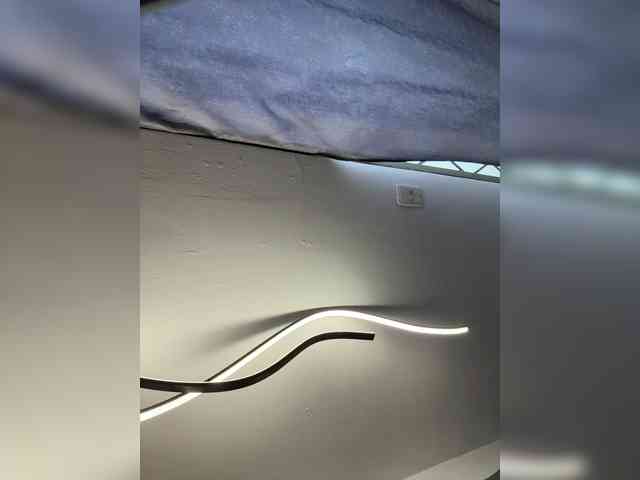 ZoeCamils webcam