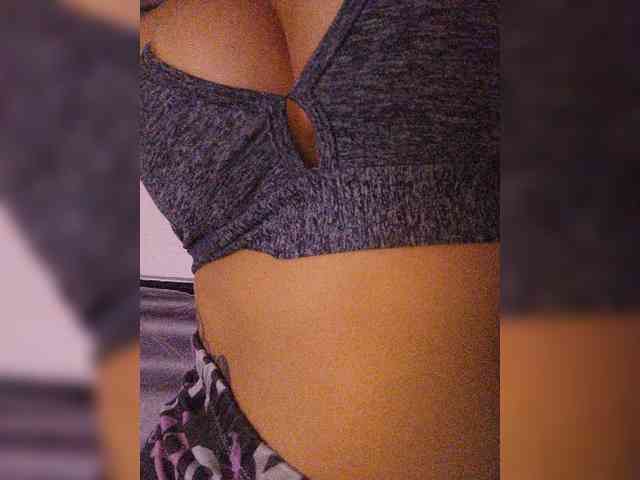 ZoeCamils webcam