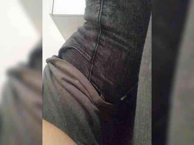 ZoeCamils webcam