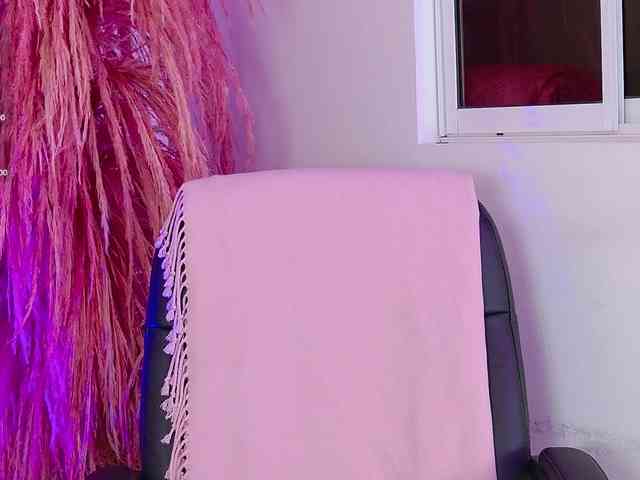 ZoeCamils webcam