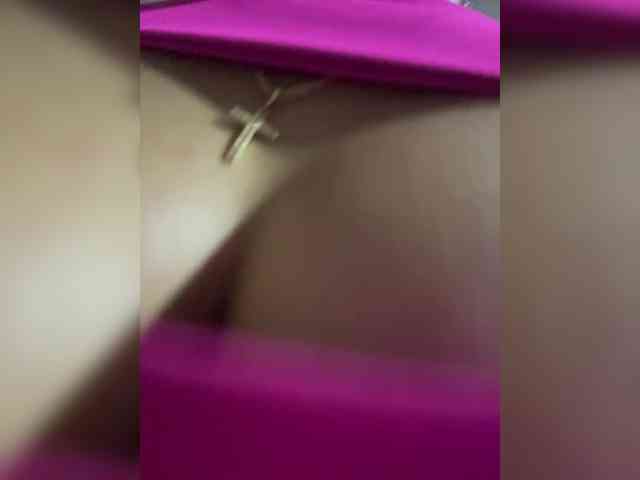 ZoeCamils webcam