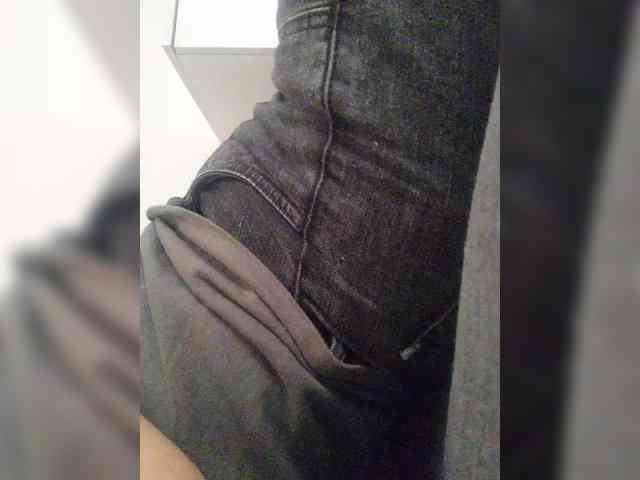 ZoeCamils webcam