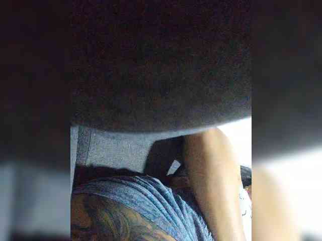 ZoeCamils webcam