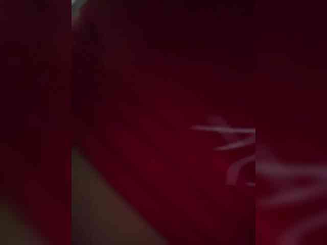 ZoeCamils webcam