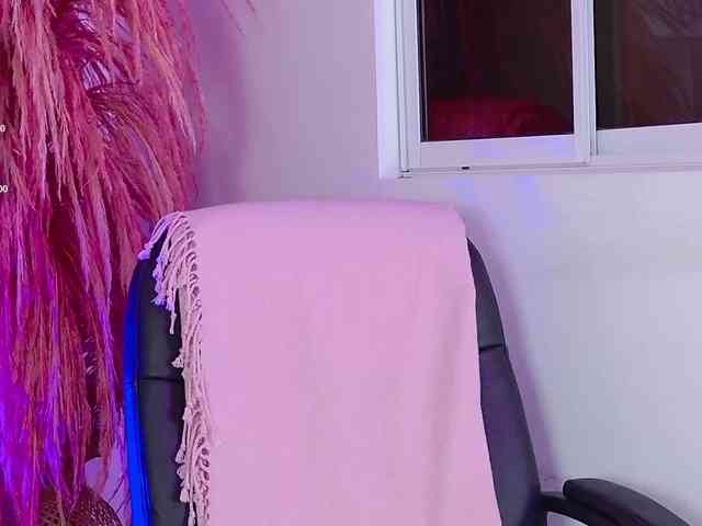 ZoeCamils webcam
