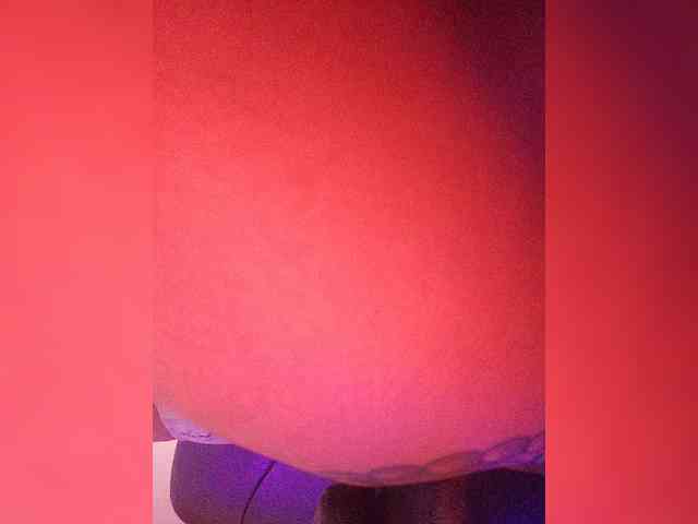 ZoeCamils webcam