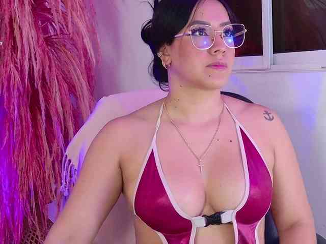 ZoeCamils webcam
