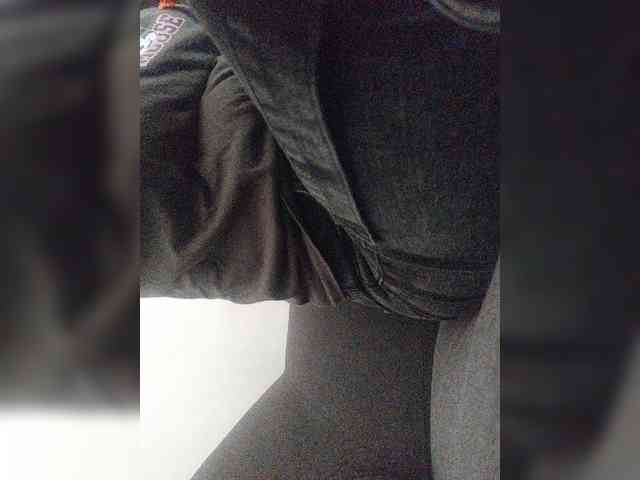ZoeCamils webcam