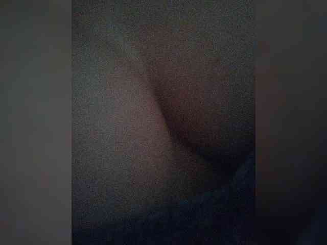 ZoeCamils webcam