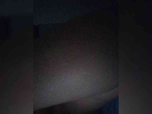 ZoeCamils webcam