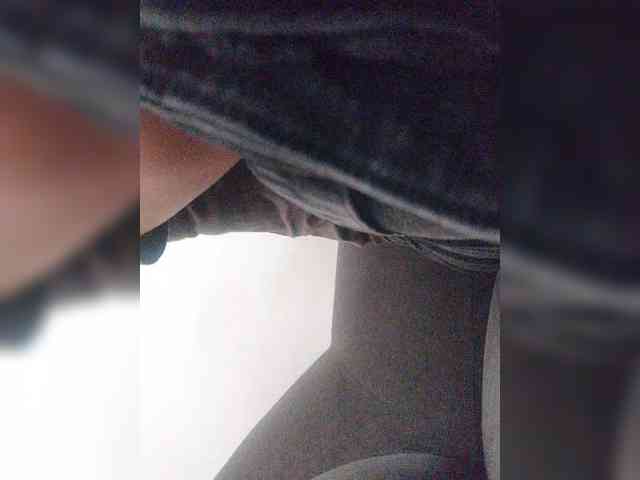 ZoeCamils webcam