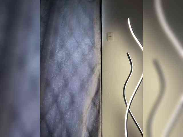 ZoeCamils webcam