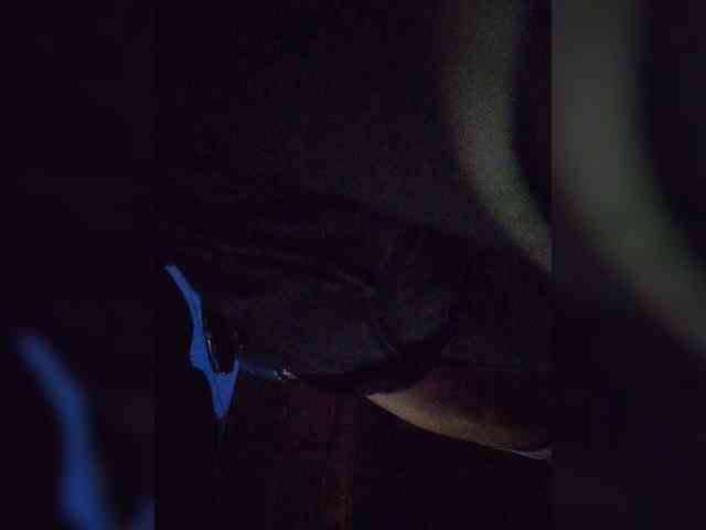 ZoeCamils webcam
