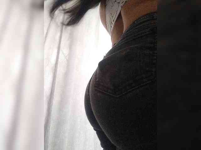 ZoeCamils webcam