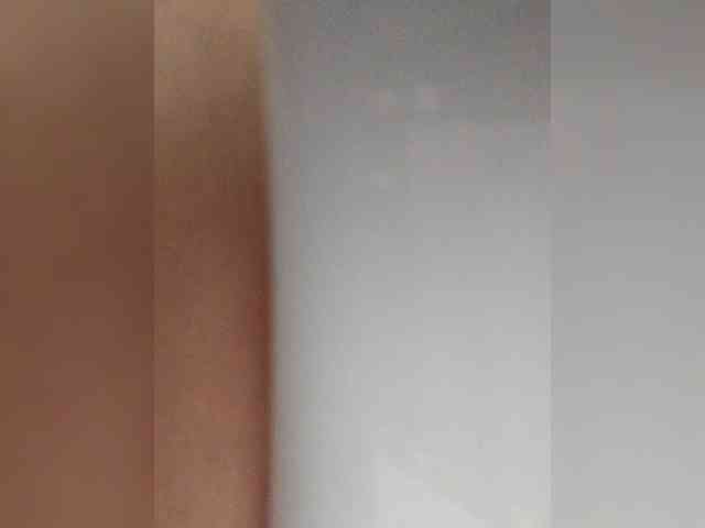 ZoeCamils webcam