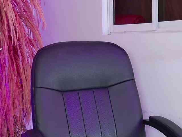 ZoeCamils webcam