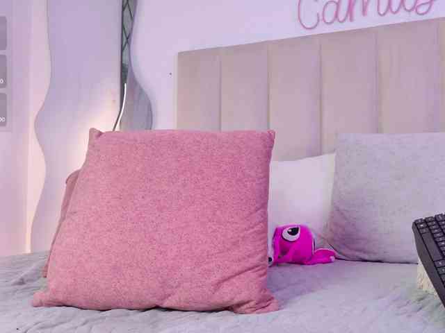 ZoeCamils webcam
