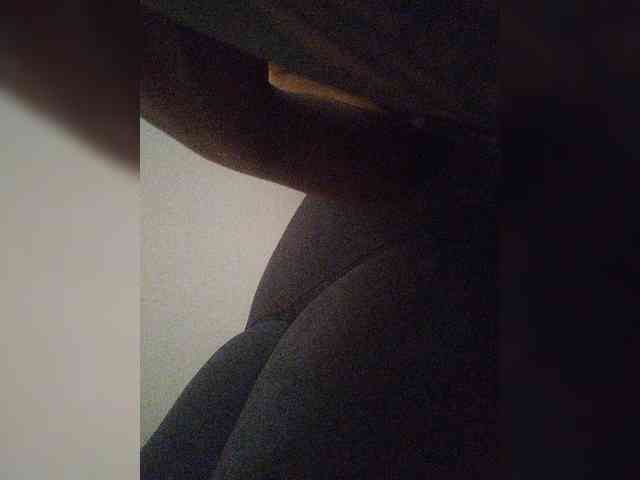 ZoeCamils webcam