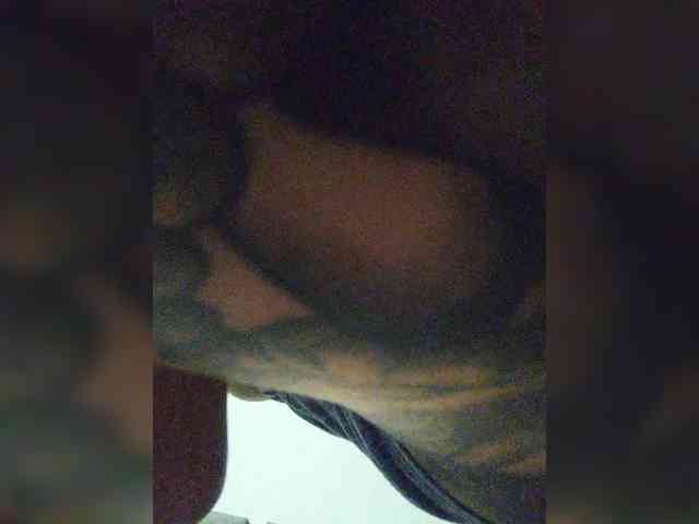 ZoeCamils webcam