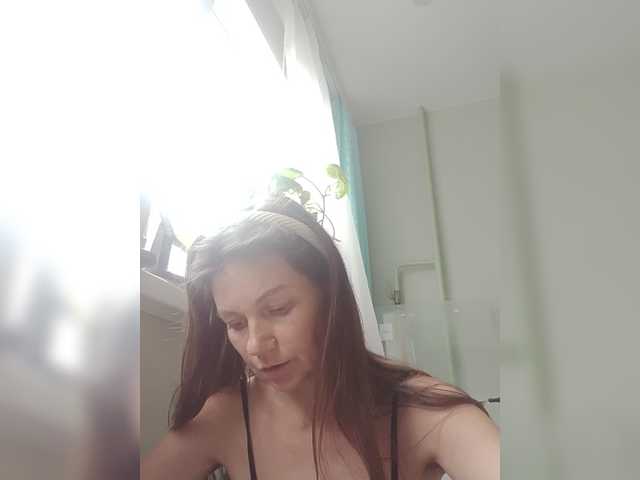 zvezda2511 live cam on BongaCams
