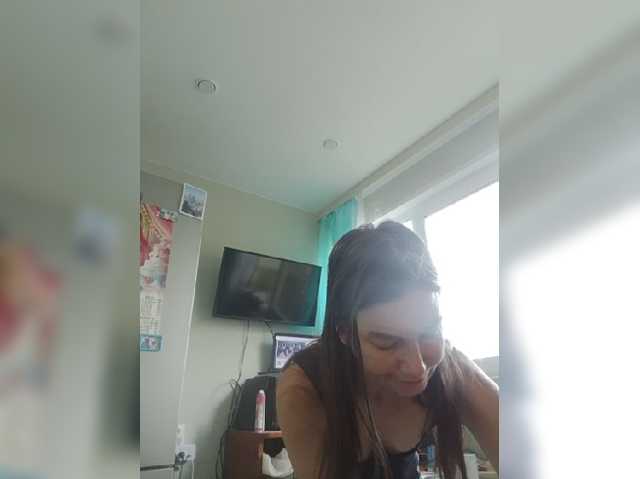 zvezda2511 live cam on BongaCams