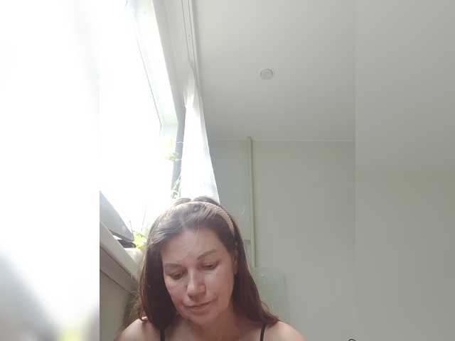 zvezda2511 live cam on BongaCams