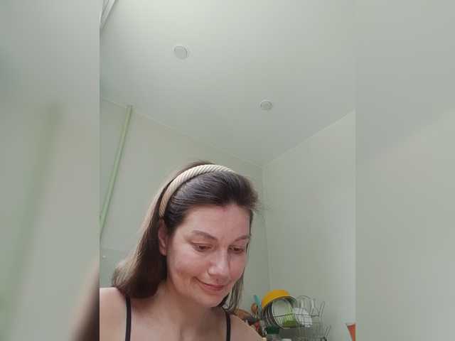 zvezda2511 live cam on BongaCams