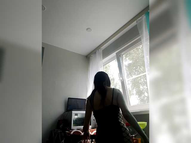 zvezda2511 live cam on BongaCams