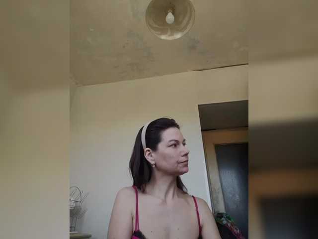 zvezda2511's BongaCams show and profile