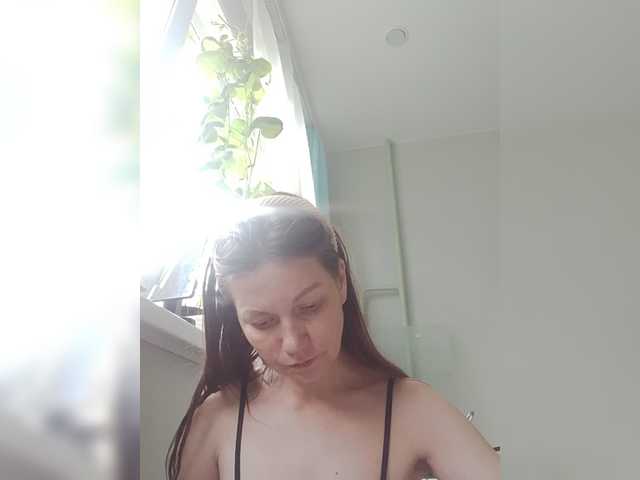 zvezda2511 live cam on BongaCams