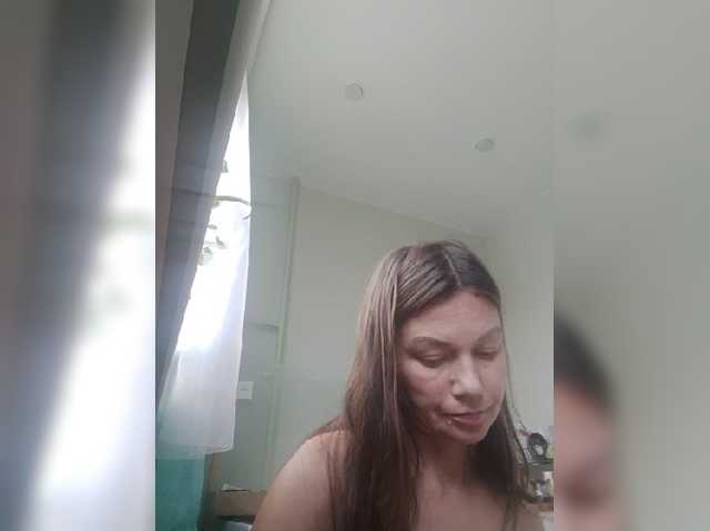 zvezda2511 live cam on BongaCams