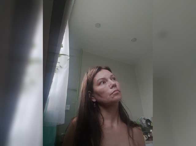 zvezda2511 live cam on BongaCams