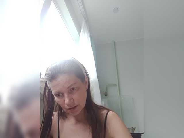 zvezda2511 live cam on BongaCams