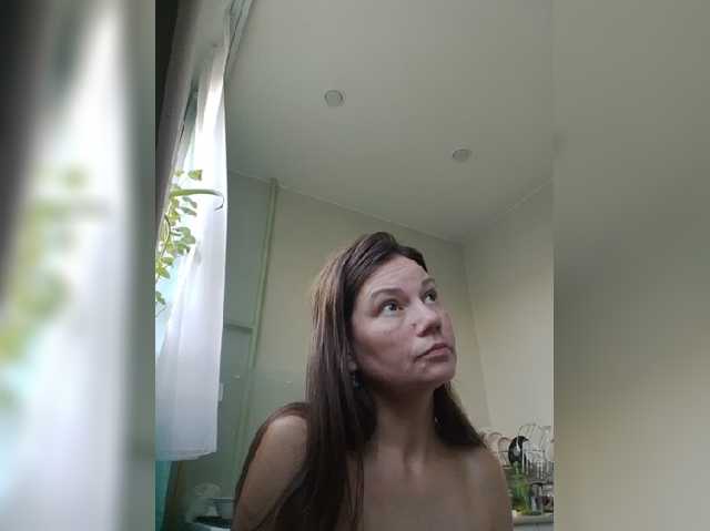 zvezda2511 live cam on BongaCams