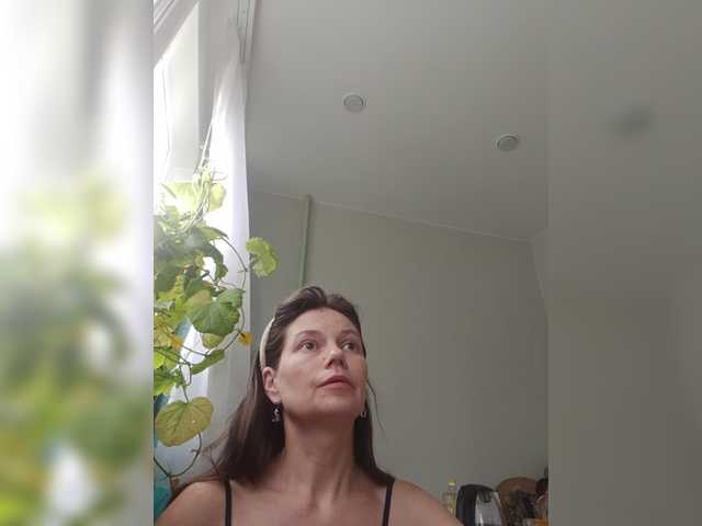 zvezda2511 live cam on BongaCams