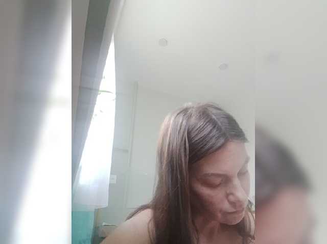 zvezda2511 live cam on BongaCams