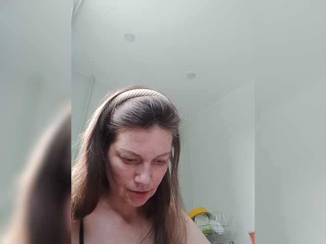 zvezda2511 live cam on BongaCams