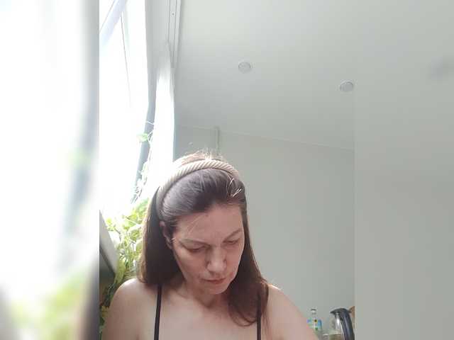 zvezda2511 live cam on BongaCams