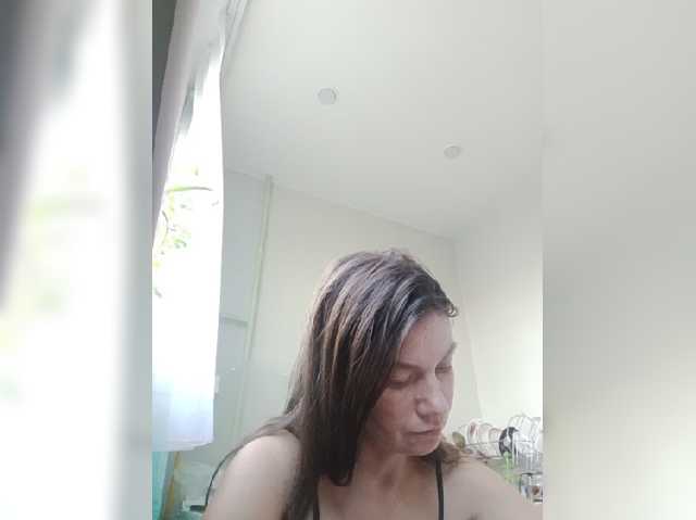 zvezda2511 live cam on BongaCams