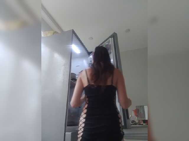 zvezda2511 live cam on BongaCams