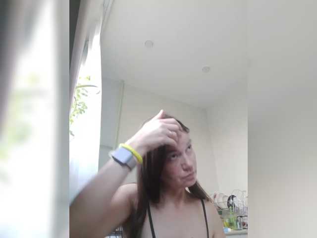 zvezda2511 live cam on BongaCams