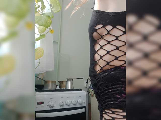 zvezda2511 live cam on BongaCams