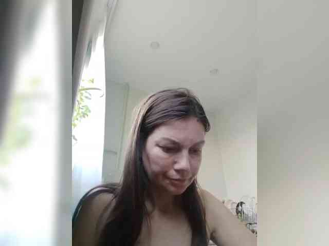 zvezda2511 Live Webcam on BongaCams