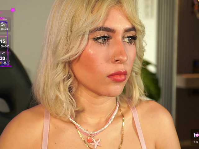 lucygirl- live webcam show