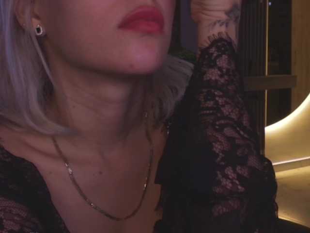 lucygirl- live webcam show
